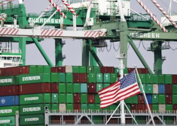 Goldman cuts U.S. economic outlook over the Iran war — and the fear goes beyond oil