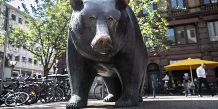 Here's how long the three oil shock-induced bear markets lasted