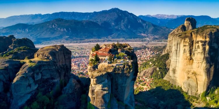 I Live in Athens and These Are the Places in Greece I Always Recommend