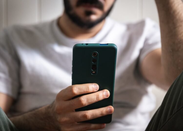 IRS paper check changes trigger tax refund delays for many filers