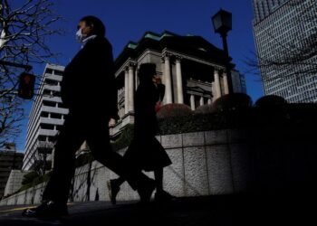 Investors react to BOJ’s decision to hold rates