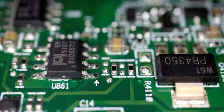 Iran crisis could disrupt supply of key chipmaking materials, South Korea warns