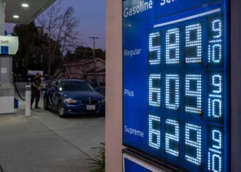 Iran war, oil price surge worsen K-shaped economy, say economists