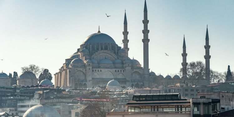 Is it Safe to Travel to Türkiye? What to Know Amid the Conflict in Iran