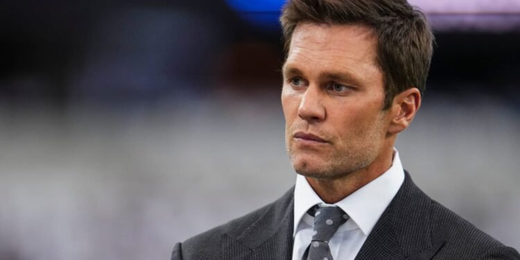 JPMorgan taps Dwyane Wade, Tom Brady in athlete wealth management push