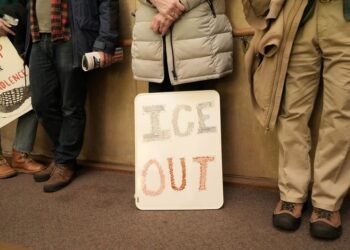 Judge ends asylum claim of Minnesotan boy detained by ICE, report says