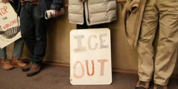 Judge ends asylum claim of Minnesotan boy detained by ICE, report says