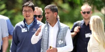 Kevin Warsh’s Fed confirmation faces new delay, key senator says. Here’s why.