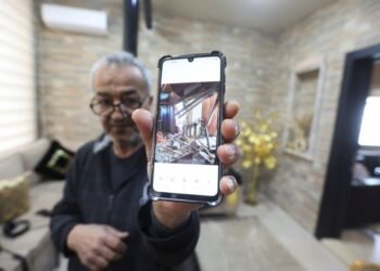 Lebanese man flees hometown, months after repairing home damaged in last war