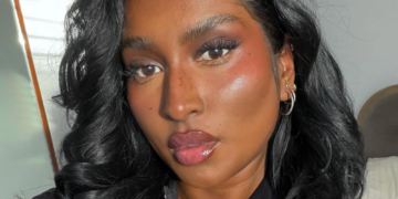Lip Blusher, Disco Lips, & 3 More Easy Lip Makeup Looks Defining Spring