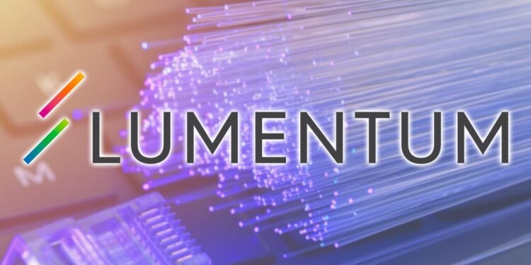 Lumentum’s new revenue forecast further fuels one of the market’s hottest stocks