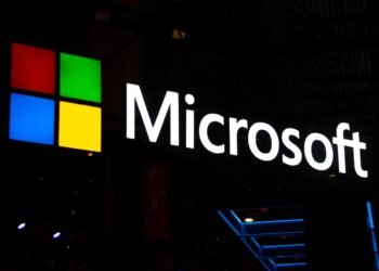 Microsoft’s stock hasn’t been this oversold in a decade, with the tech giant ‘really losing the AI narrative’