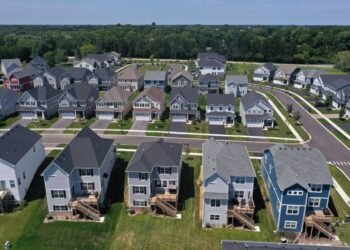 Mortgage rates near 6-month high — but here’s how much worse it would be without Freddie and Fannie’s bond buying