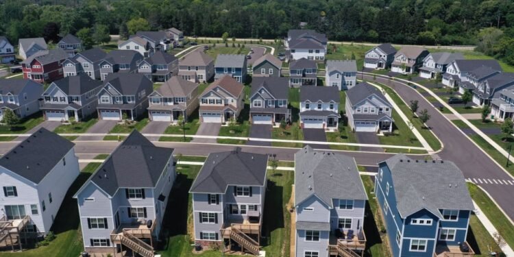 Mortgage rates near 6-month high — but here’s how much worse it would be without Freddie and Fannie’s bond buying