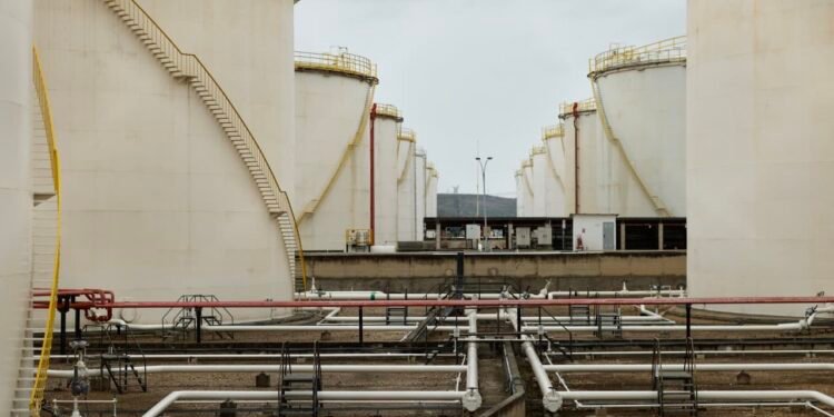 Oil futures lose more than 11%, as energy ministers consider release of emergency crude reserves