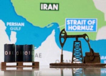 Oil prices jump nearly 5%, settle at highest since January 2025 on Middle East conflict