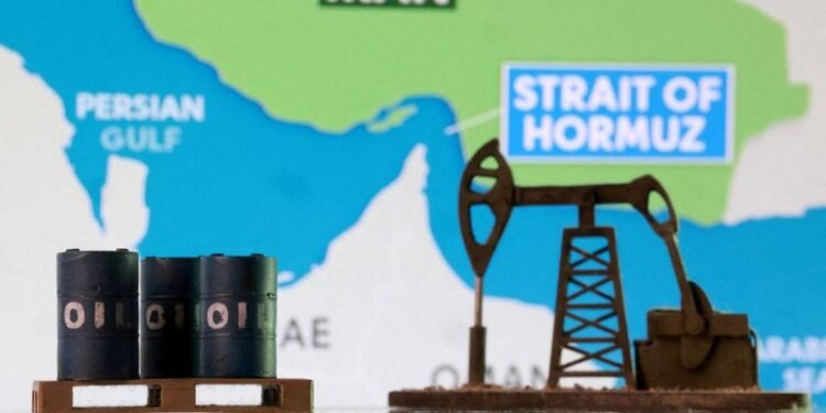 Oil prices jump nearly 5%, settle at highest since January 2025 on Middle East conflict