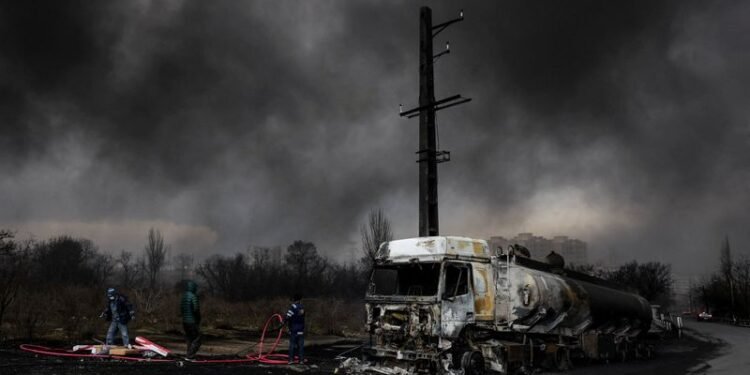 Oil soars, shares slide in Asia as Middle East conflict rages