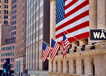 Private credit's cracks spark a new tug of war with Wall Street banks