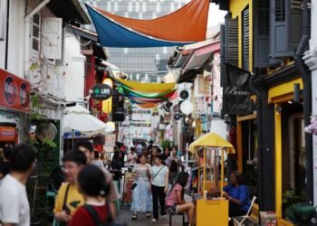 Singapore core inflation at 1.4% y/y in February, slightly higher than expected