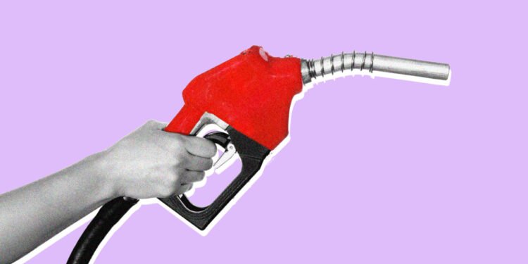 Smart ways to save money on gas right now