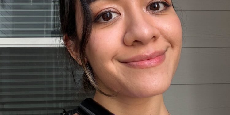 Sofie Pavitt Just Made The Acne-Safe SPF Of Dreams