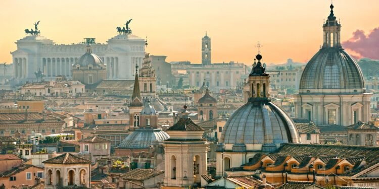 The 24 Best Bars in Rome to Drink Like a Local