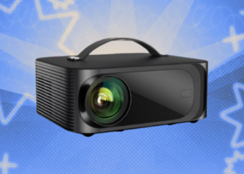 The Onoayo 4K Smart Projector Is 50% Off for Amazon's Big Spring Sale