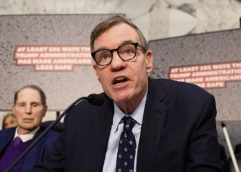 Top US spy says no foreign threats to November elections