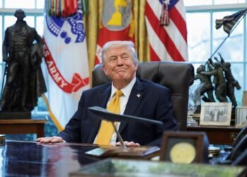 Trump says he thinks he will have the ’honor’ of taking Cuba