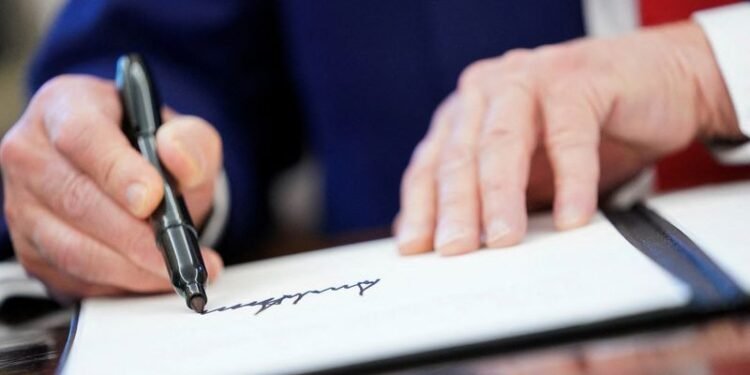 Trump signature to appear on US currency, ending 165-year tradition