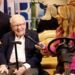 Warren Buffett teams up with Stephen Curry for charity lunch