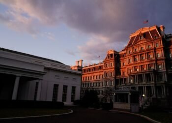 White House installs statue of Christopher Columbus on its grounds