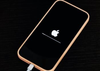 You Should Turn On This New Security Update Feature on Your iPhone and Mac