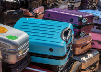 Your Android Phone Will Soon Be Able to Help Airlines Find Your Lost Luggage