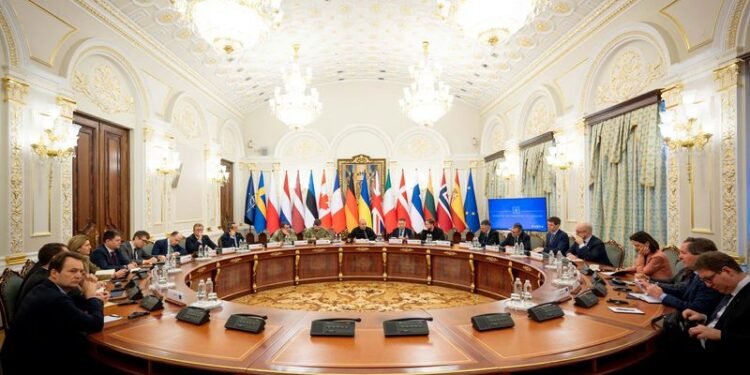 Zelenskiy urges allies to keep up pressure on Russia ahead of talks with US