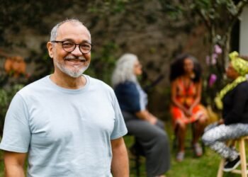 ‘I was shoveling sidewalks at 8 years old’: I’m a 73-year-old boomer dad with two kids. Here’s what I teach them about finance