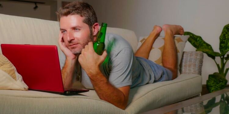 ‘This guy has no manners’: My Airbnb guest requested I buy bacon and beer. The $30 bill remains unpaid. Do I insist?