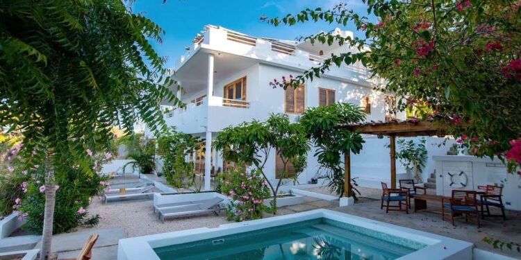 11 Best Villas in Jamaica for Island Vibes and High Design