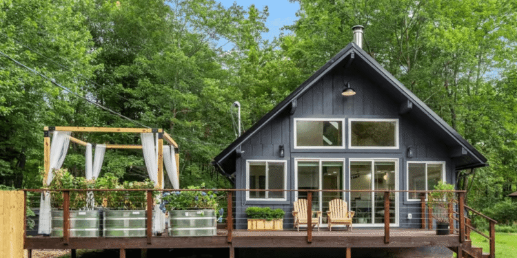 9 Woodsy Poconos Airbnbs Made for Unplugging