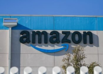 Amazon’s stock is on its best run since 2022 as Globalstar acquisition fuels rally