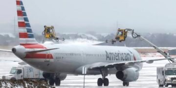 American Airlines says it’s not interested in merging with United. One analyst sees consolidation elsewhere.