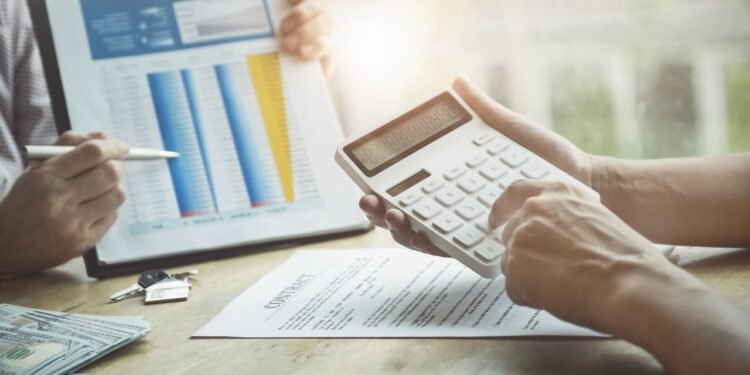 Are you a ‘HENRY’? Why 90% of financial advisers will waive their minimums to get your business.