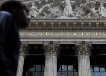 BlackRock rips page from hedge fund playbook, applies it to ETFs