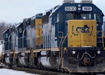 CSX says more businesses are shipping via rail to avoid surging fuel costs