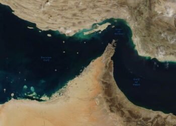 Chinese naval fleet heads to Strait of Hormuz amid US blockade tensions