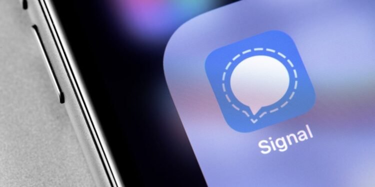 Did Apple Just Fix the iPhone Bug That Let the FBI Recover Deleted Signal Messages?