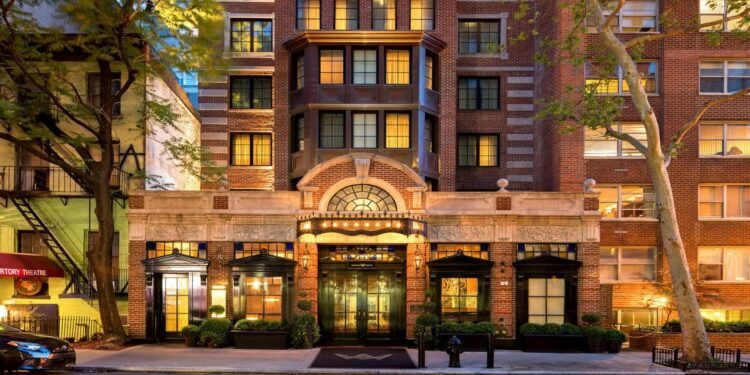 Did You Know You Can Book Hotels on Airbnb? All the Benefits, Explained