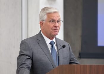 Fed’s Waller turns cautious on rate cuts and worries about a ‘lasting increase in inflation’