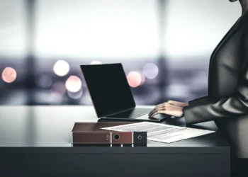 Former CFTC Chair Giancarlo Leaves Law Firm to Focus on Crypto Advisory